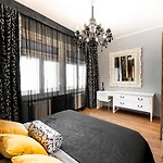 Premium Center 3 150m2 Hlavna Ulica شقة *