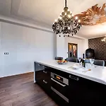 Premium Center 3 150m2 Hlavna Ulica Apartment Kosice