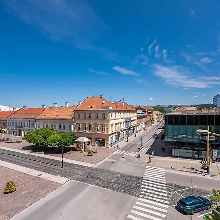 Premium Center 3 150m2 Hlavna Ulica * קושיצה