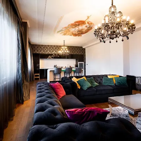 Premium Center 3 150m2 Hlavna Ulica * קושיצה